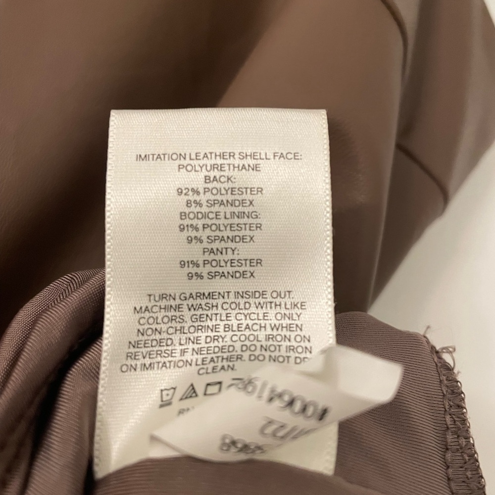 Express Body Contour Faux Leather bodysuit. - Picture 9 of 10